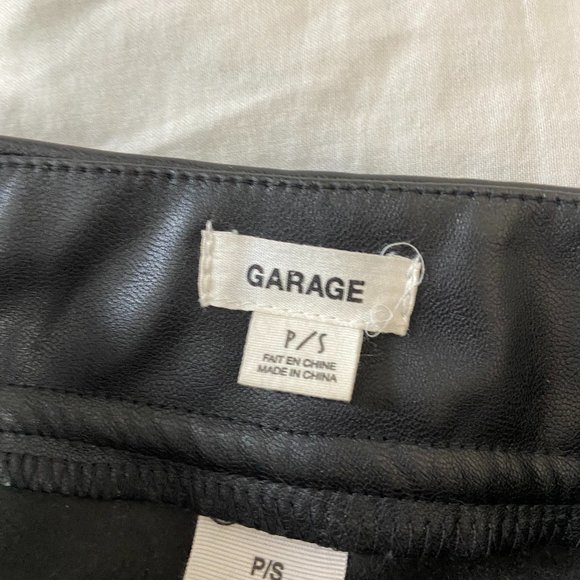 Garage Leather Skirt - Picture 1 of 2